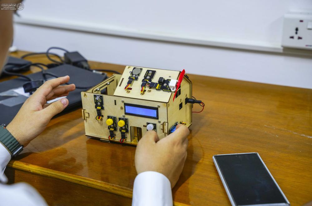 من الإنذار المبكر إلى المنازل الذكية .. طلبة مدارس العتبة العلوية المقدسة يبدعون بعرض مشاريع متطورة