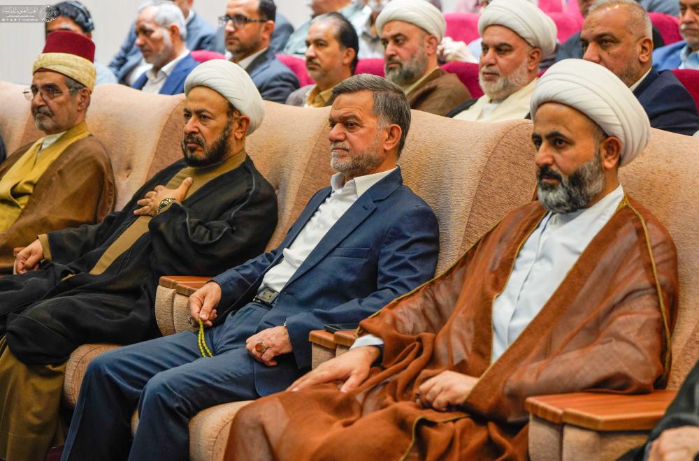 العتبة العلوية المقدسة تزيح الستار عن كتاب جديد يُوثّق 14 قرناً من تاريخ وعمارة مرقد أمير المؤمنين (ع)