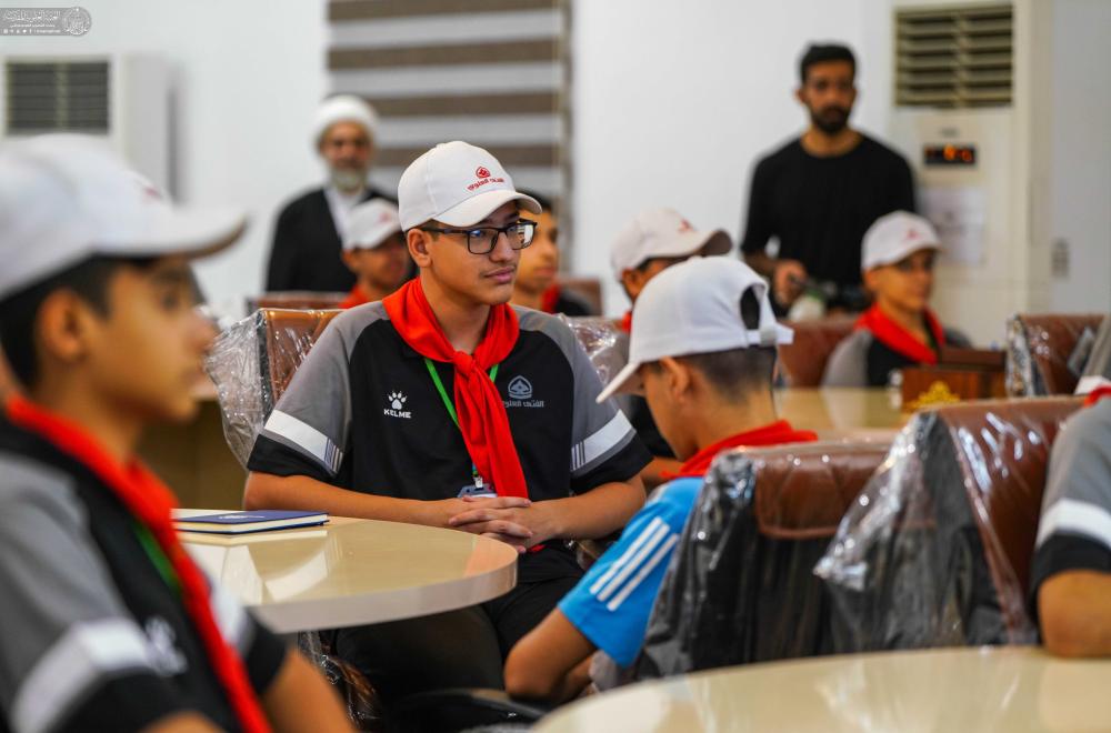 الأمين العامّ للعتبة العلويّة المقدّسة يتفقّد مخيّم \"الفتى العلويّ\" ويُشيد ببرامجه النوعية لرعاية الناشئة والشباب